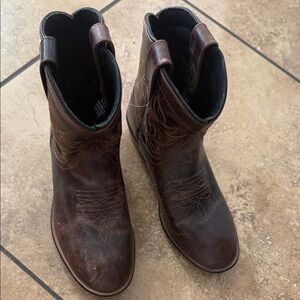 Dingo Brown Heeled Boots